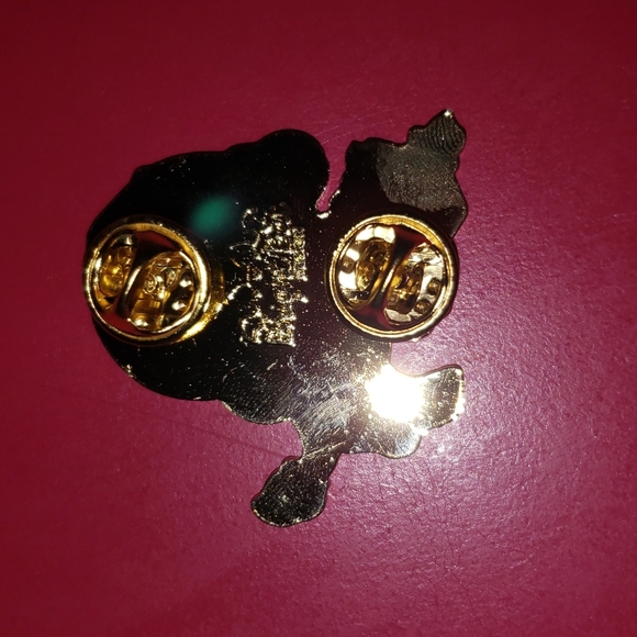 Garden Cows Pin - Picture 2 of 4